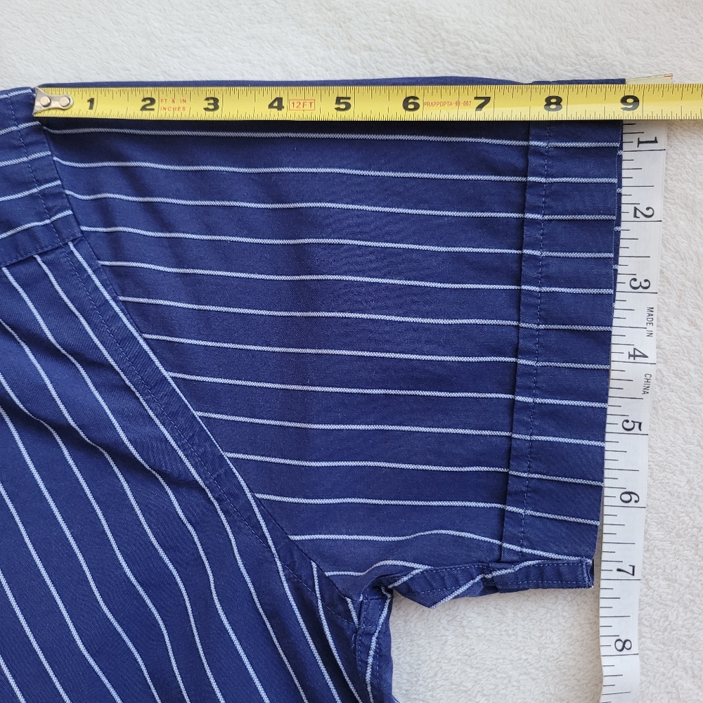 AC | Men's Slim Fit Striped Short Sleeve Button-Down Shirt EUC Medium - Picture 5 of 15